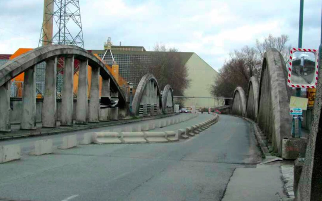 Patrimoine menacé: La rampe du Lion ou Pont Albert à la limite de Bruxelles-ville et Schaerbeek